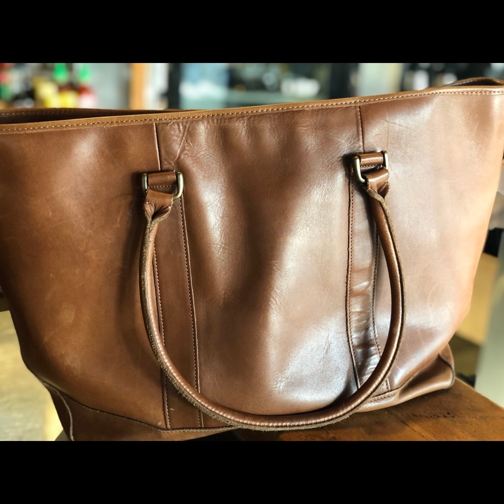 Small luggage tote